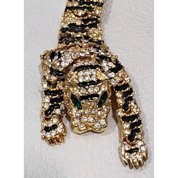 Beautifully Crafted Double Pin Vintage Shoulder Brooch - Picture 4 of 6